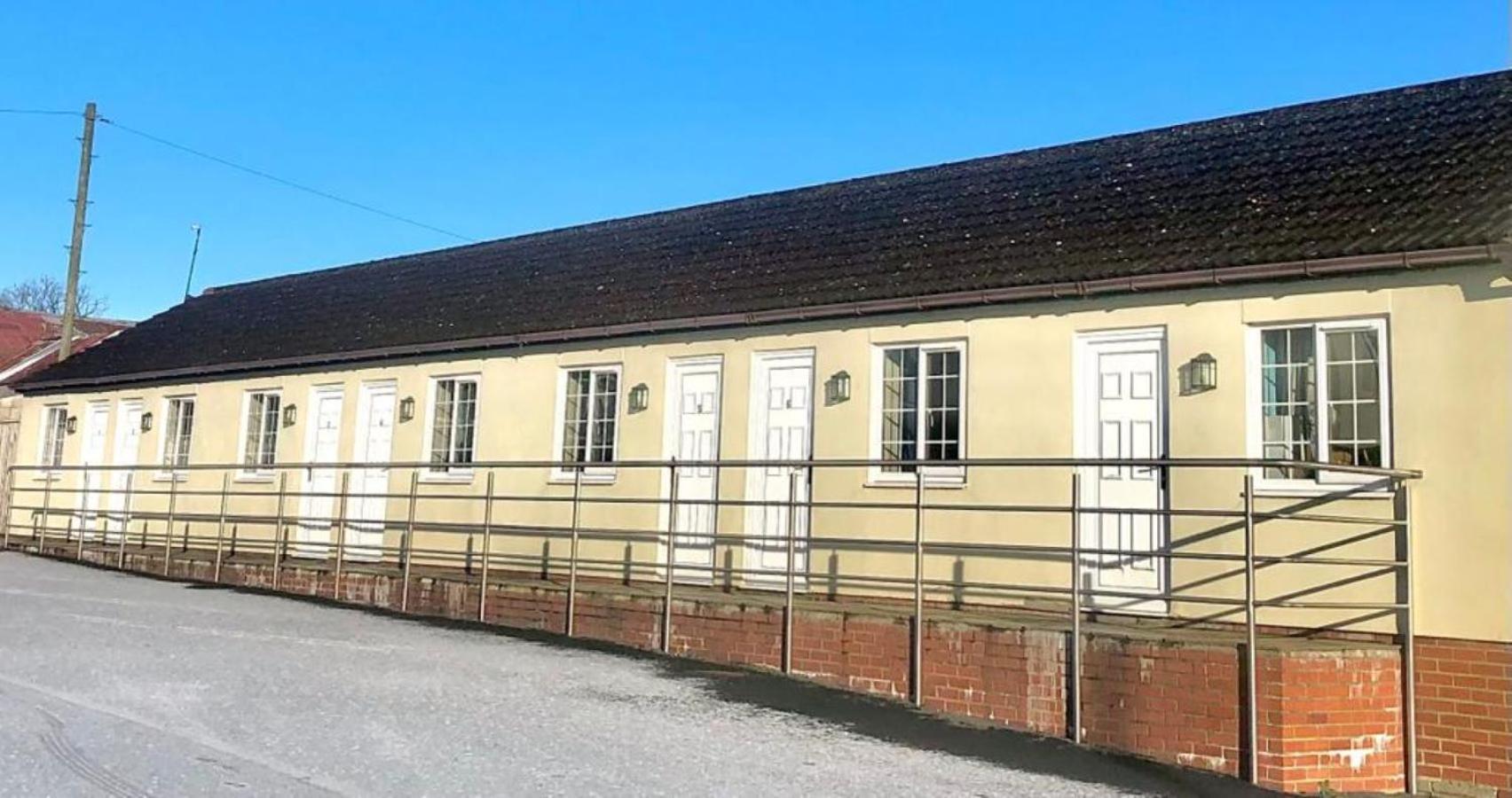 The Manor Inn Pub And Steakhouse, Fridaythorpe, Driffield York Extérieur photo
